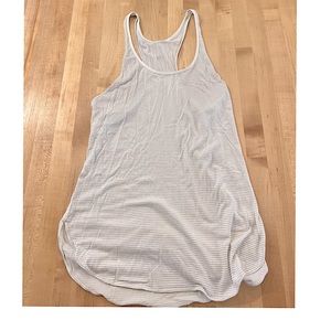 Lululemon tank top